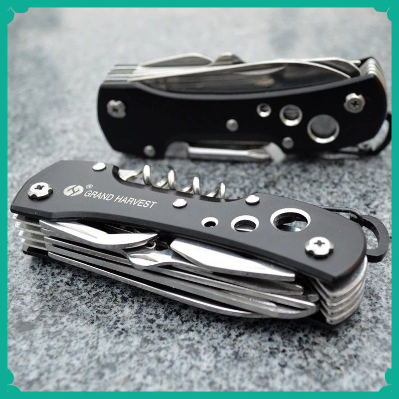 Nóż wielofunkcyjny 11 w 1 - Sz – Outdoor Hunting Knife Set recenzja i cena